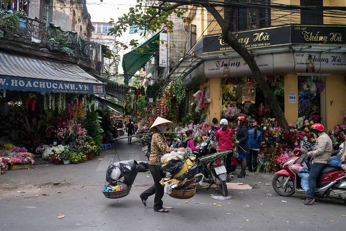 Plastic flower street Plastic flower street