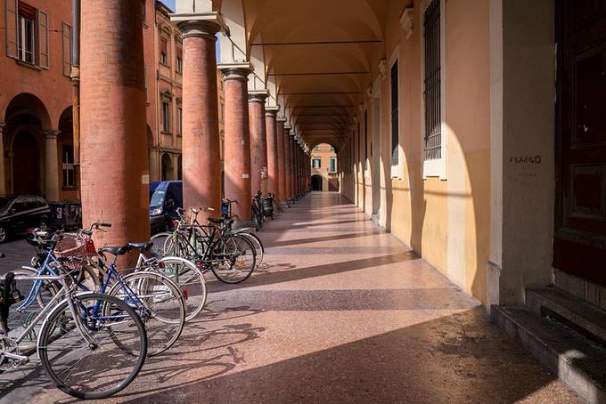 Bologna's porticoes Bologna's porticoes