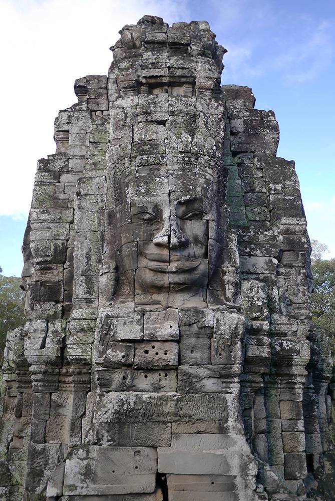 Face statue Face statue
