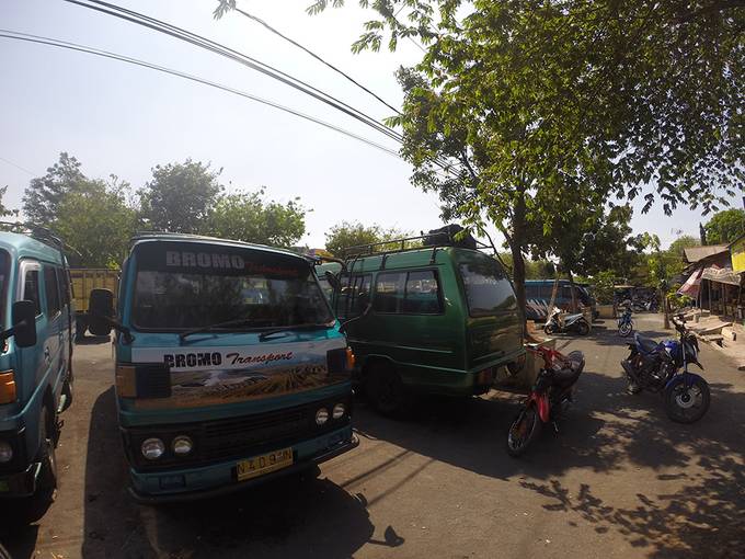 Probolinggo minibuses Probolinggo minibuses