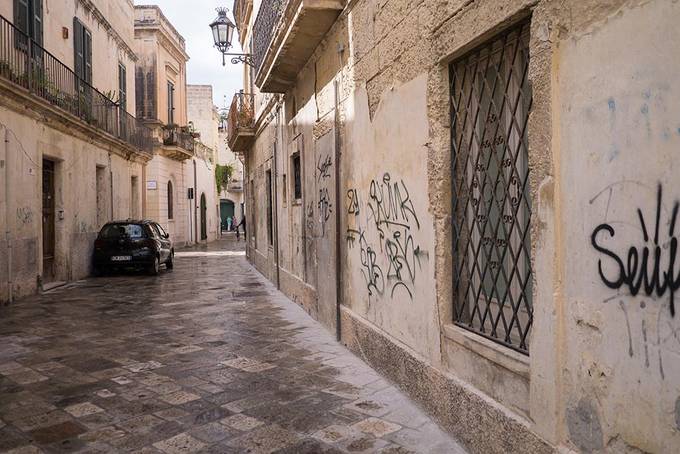 Lecce's golden alleyways Lecce's golden alleyways