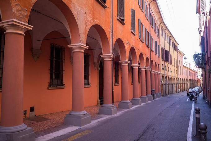 Bologna's porticoes Bologna's porticoes