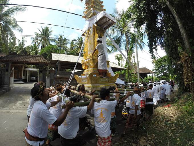 Balinese ceremony Balinese ceremony
